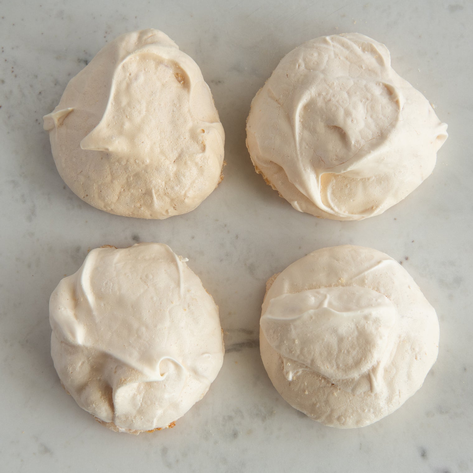 Vanilla Pavlovas